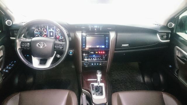 Toyota Sw4 Srx 2.8 4x4 Auto Diesel 2016/2017 7 lugares - Foto 11