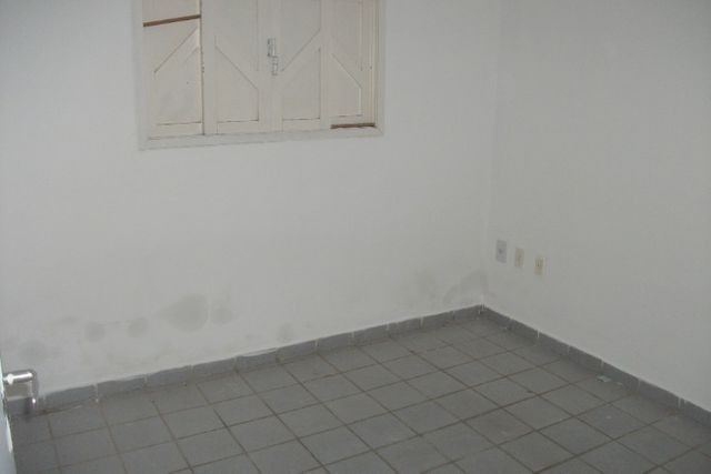 Vendo Casa Localizada no Jardim aeroporto. - Foto 8