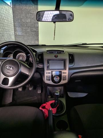 Kia cerato impecável abaixo da fipe - Foto 4