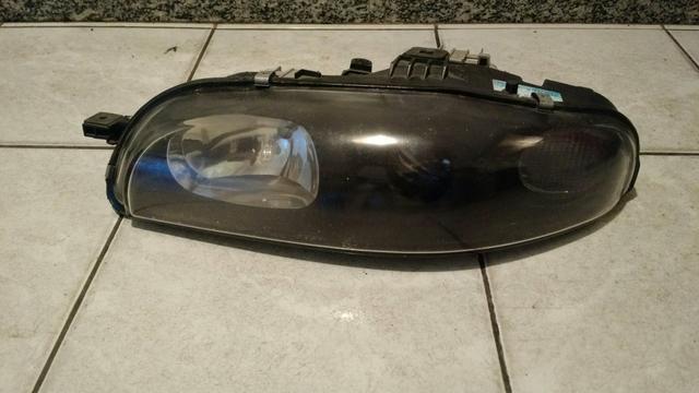 Farol esquerdo Fiat brava Marea