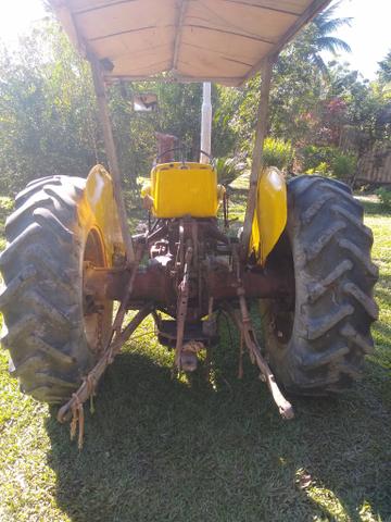 Trator Valmet com todos implementos - Foto 5