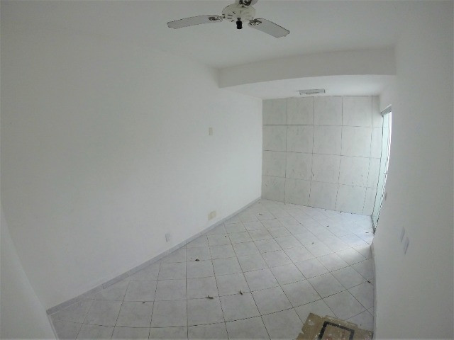 Alugo Casa Comercial em Jardim Camburi com 240m² e 4 vagas - R$ 8.000,00 - Foto 9