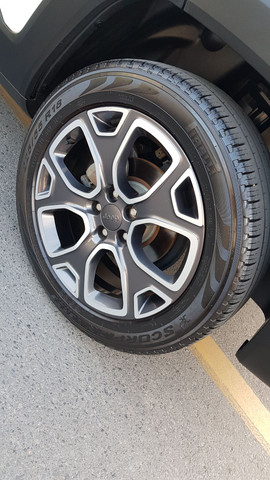 Jeep Renegade Longitude - Foto 16