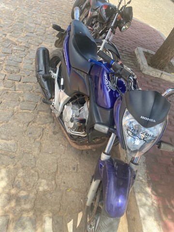 MOTO CB 300 2010