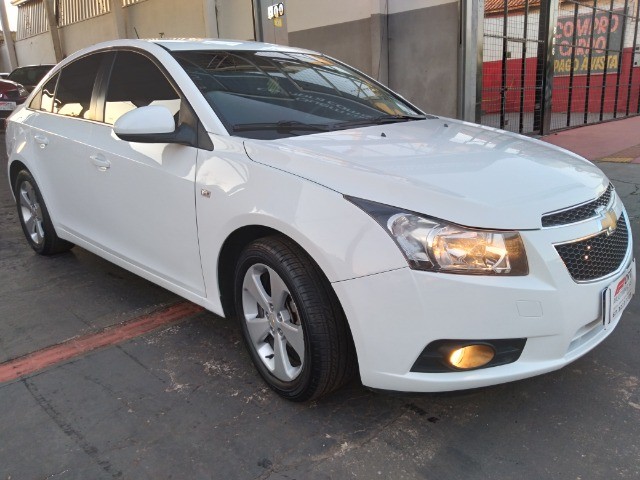CRUZE LT 1.8 12/12 FLEX COMPLETO.