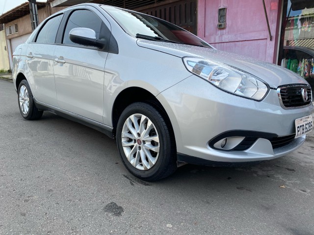 GRAN SIENA 1.4. CARRO EXTRA SEM DETALHES MUITO BEM CONSERVADO