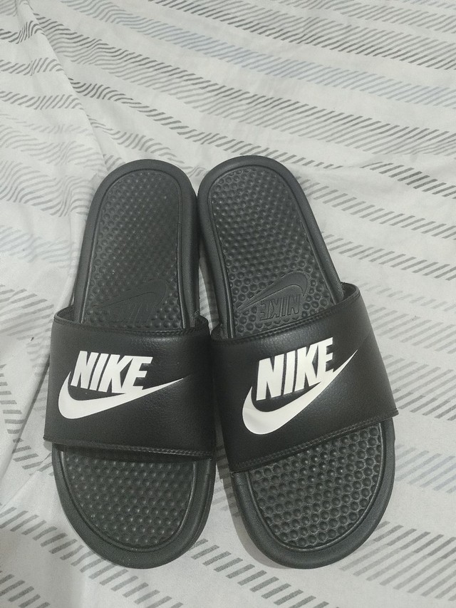 chinelo nike 42