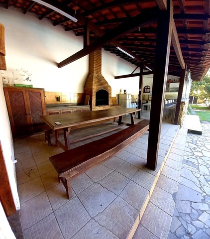 Casa com 6 Quartos e Campo de Futebol  - Foto 10