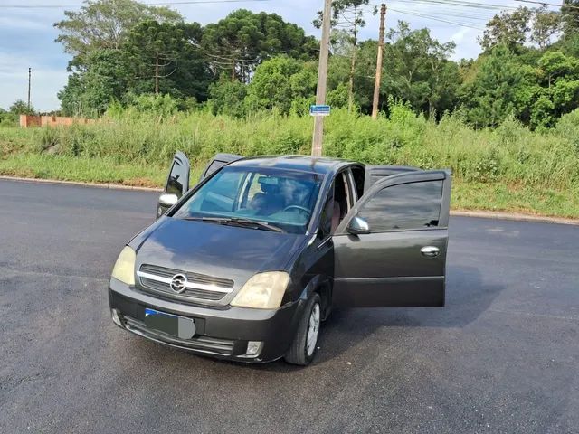 Chevrolet Meriva à venda em Araucária - PR