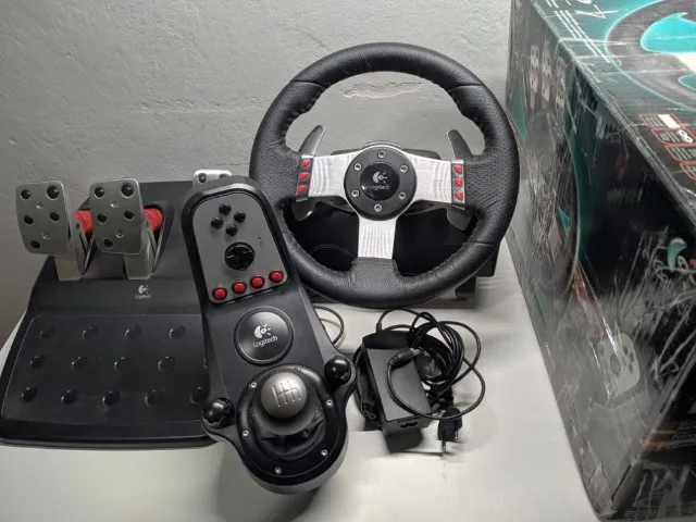 Aro Novo Volante G27 Logitech Joystick