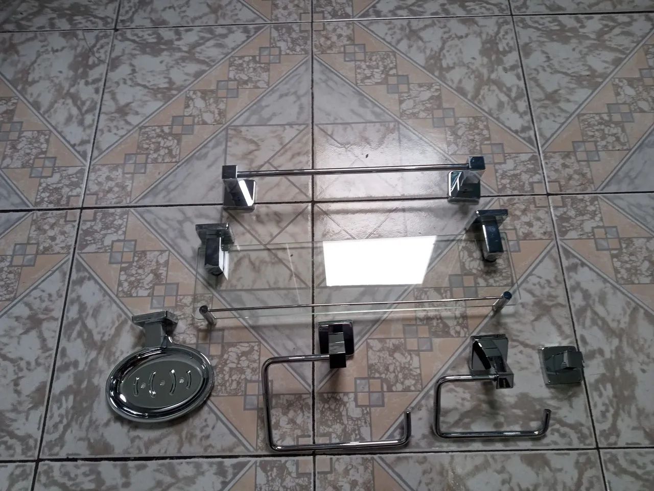 Kit banheiro novos em metal - Foto 3