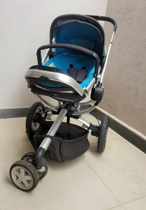 Carrinho de bebê - Marca Quinny Buzz - azul com bolsa - Foto 3