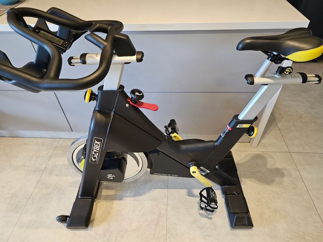 Recumbent Bike Cybex Cyclone 530c Cybex Ic1 Indoor Cycle CYBEX