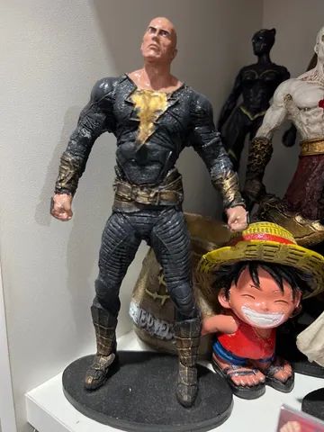 Estatueta em resina Adão negro 