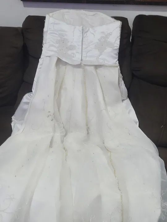  Vende se  Vestido de noiva usado  