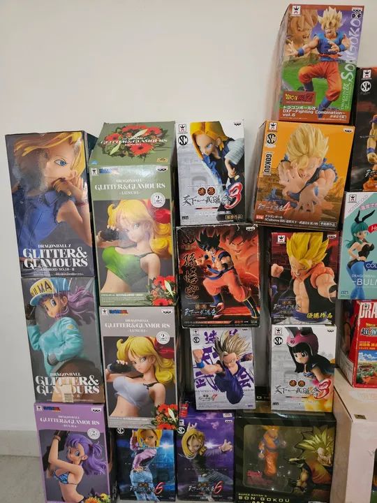Diversas estatuas  - action figures - Foto 2