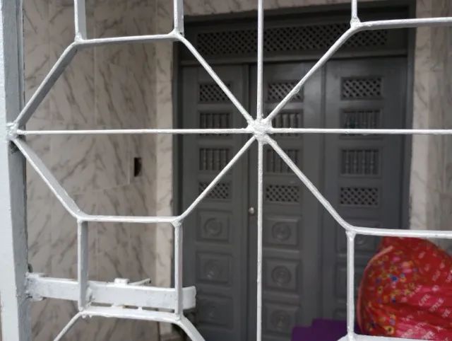 Vendo- Casa  no Bugio, não perca esta Oportunidade! - Foto 4