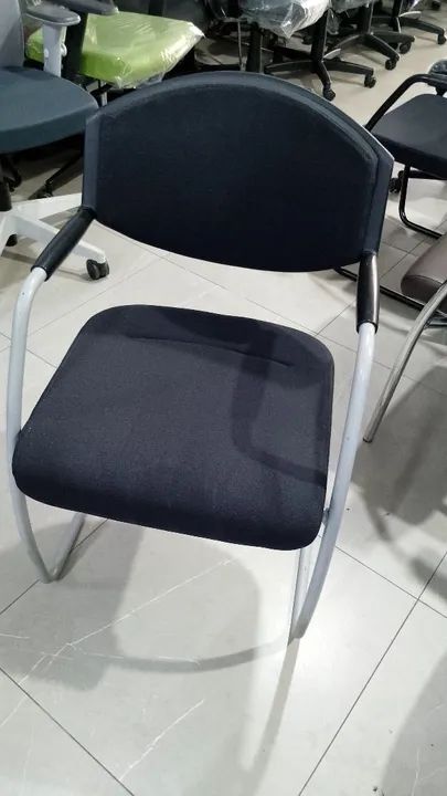 Cadeira fixa  para escritório  - Foto 5