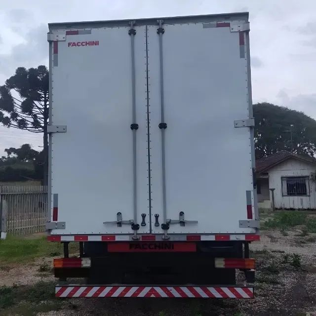 MB Accelo 1016 Bau Ano 2014 - Foto 8