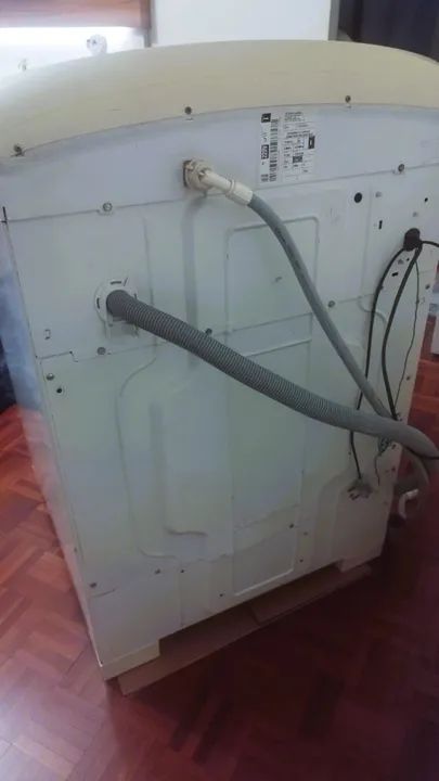 Lavadora Electrolux LF11 10,2Kg - Foto 6