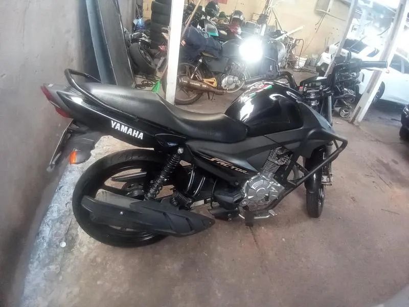 YAMAHA YBR 125-ED 2022 - Foto 3