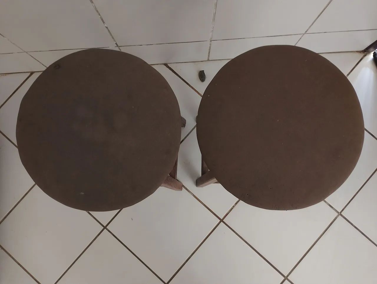 Banqueta de madeira 64168529516546121