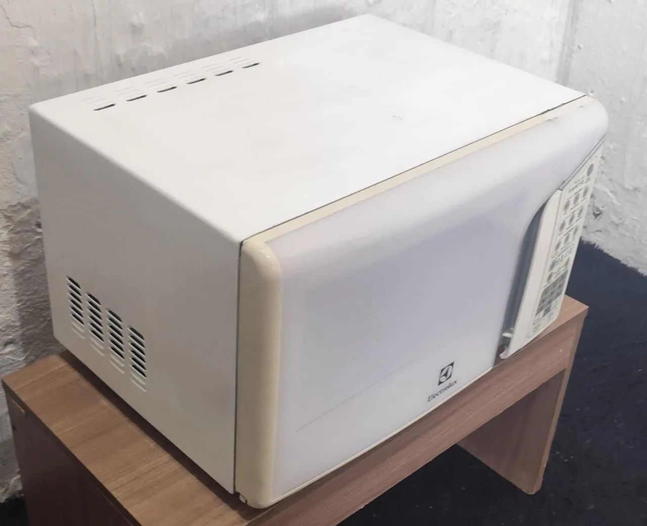 Micro-ondas Electrolux Ponto Certo 32L - Foto 2