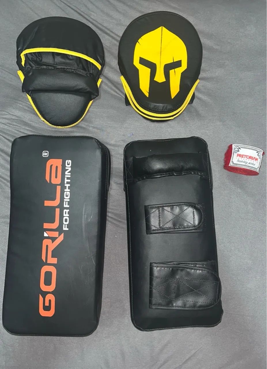 Aparador de chutes e manoplas de foco