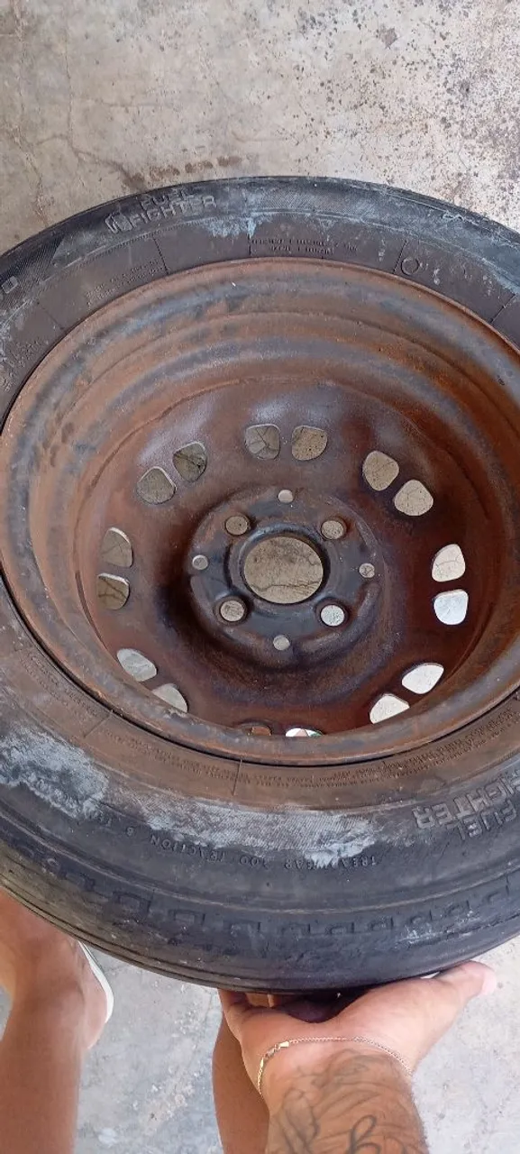 Roda de aço aro 13