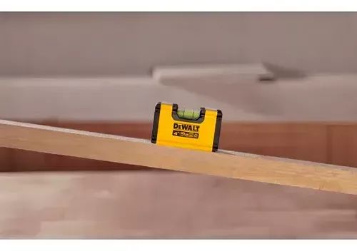 Nível De Alumínio 4'' Com 1 Bolha E Base Magnética Dewalt - Foto 2