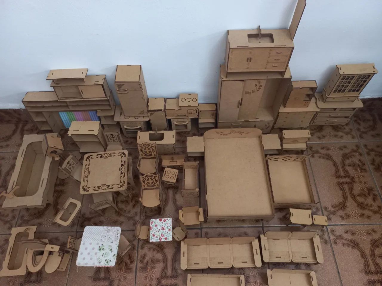  Kit  móveis casinha Bonecas em MDf - Foto 2