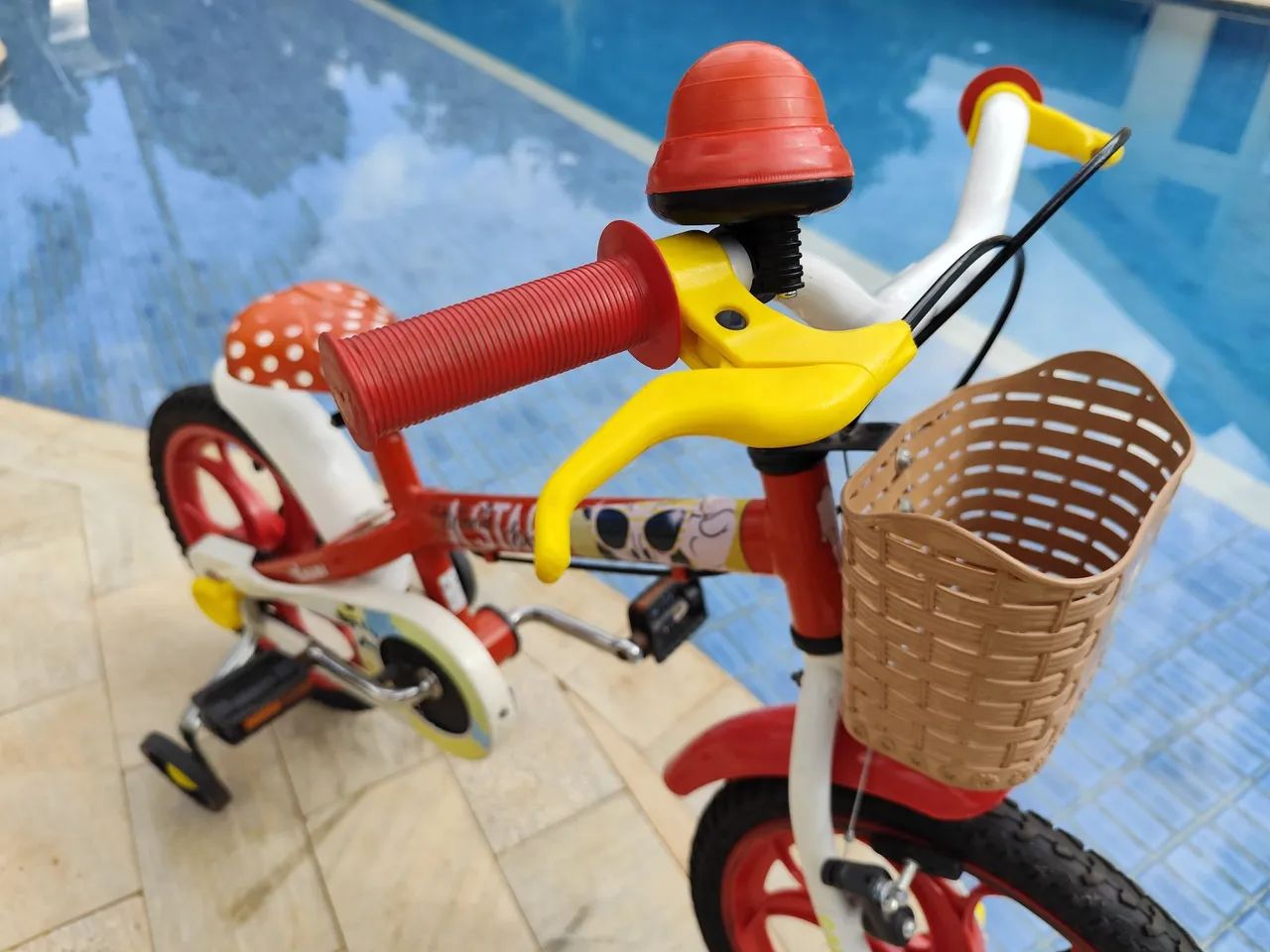 Bicicleta Infantil Minnie - Aro 16 polegadas - Foto 2