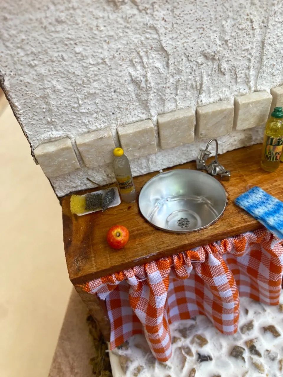 Miniatura Decorativa de Cozinha Rústica Artesanal - Peça Feita à Mão - Foto 6