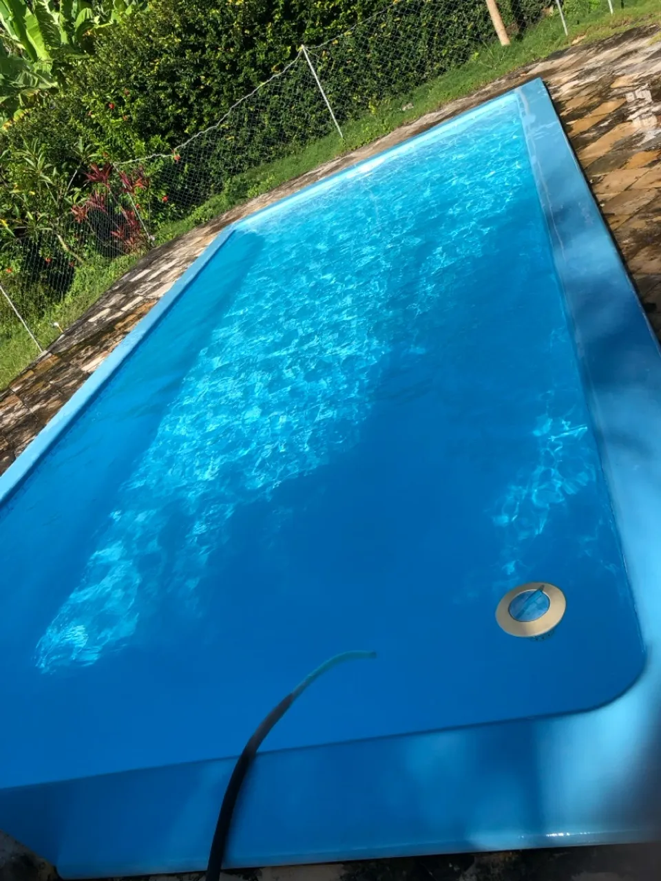 Irmãos piscinas.