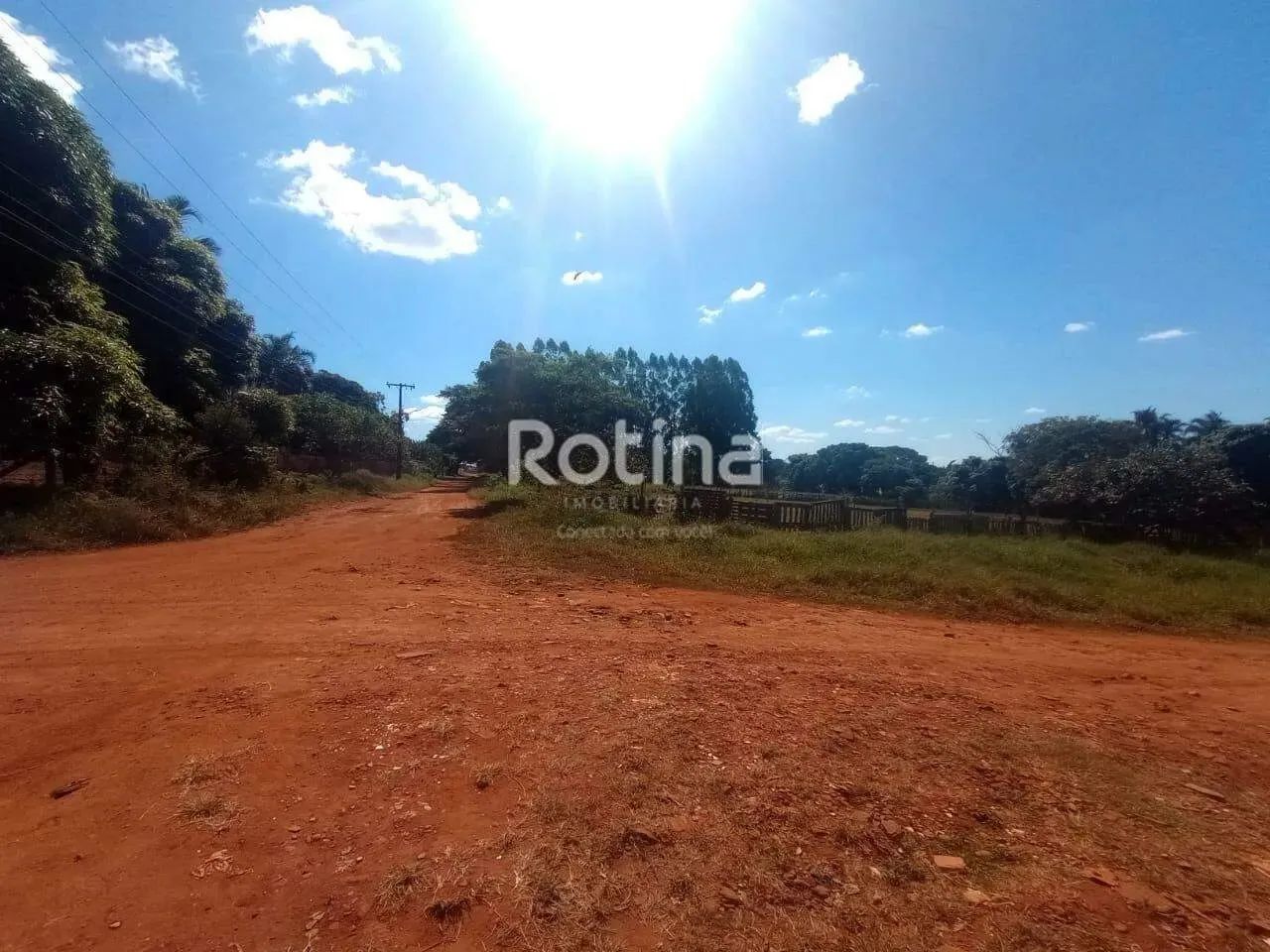 Área para alugar, Morada dos Pássaros - Uberlândia/MG - Rotina Imobiliária - Foto 3