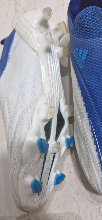 Excelente Chuteira Adidas X Speedflow+ FG Sem Cadarço - azul / Campo - Foto 4