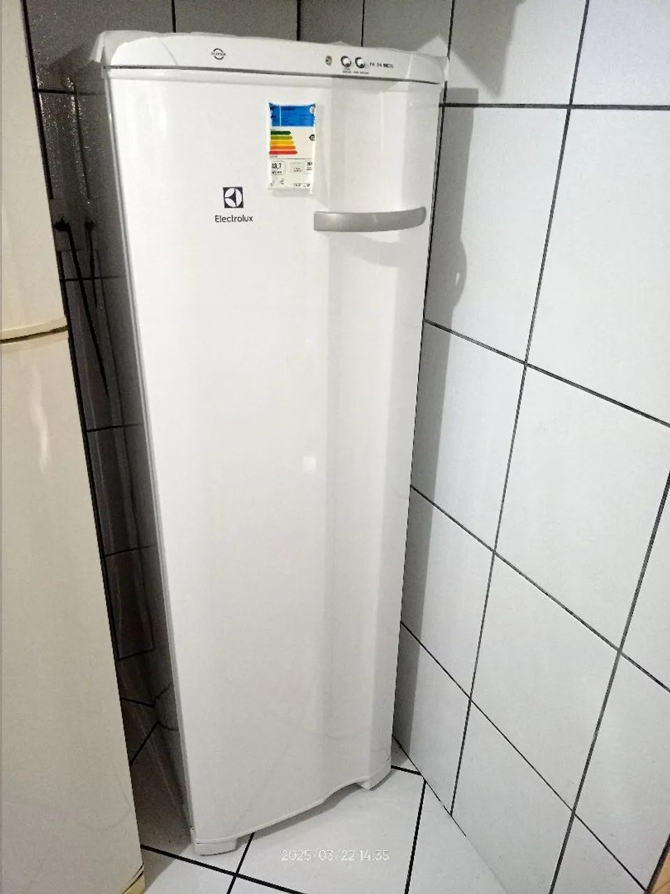 Freezer Vertical Defrost Electrolux 203L 127V Seminovo127V - Geladeiras ...