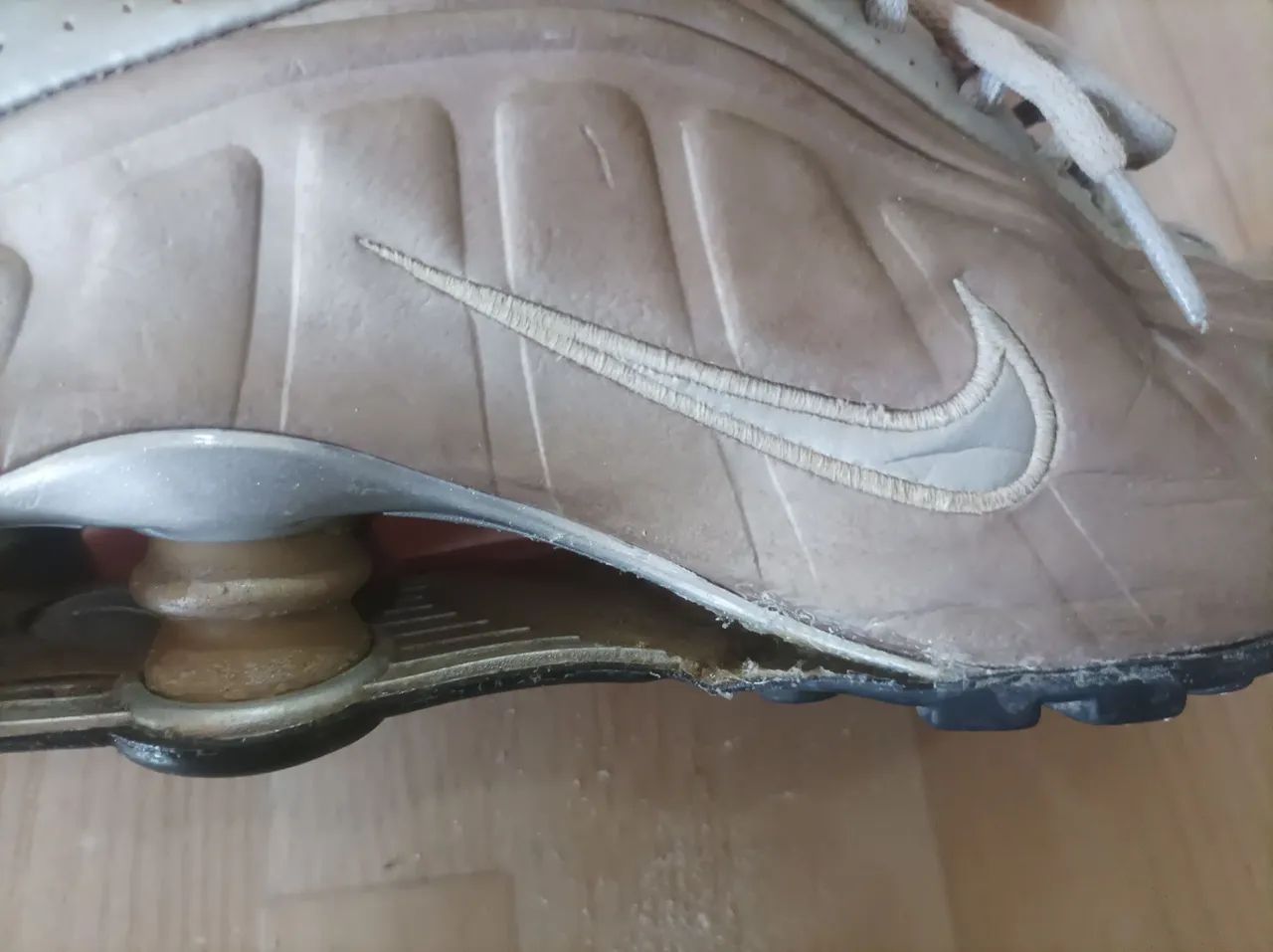 Tênis Nike Shox R4  - Foto 2