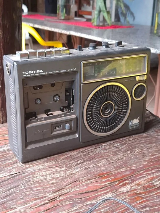 Toca-fitas Toshiba RT-600