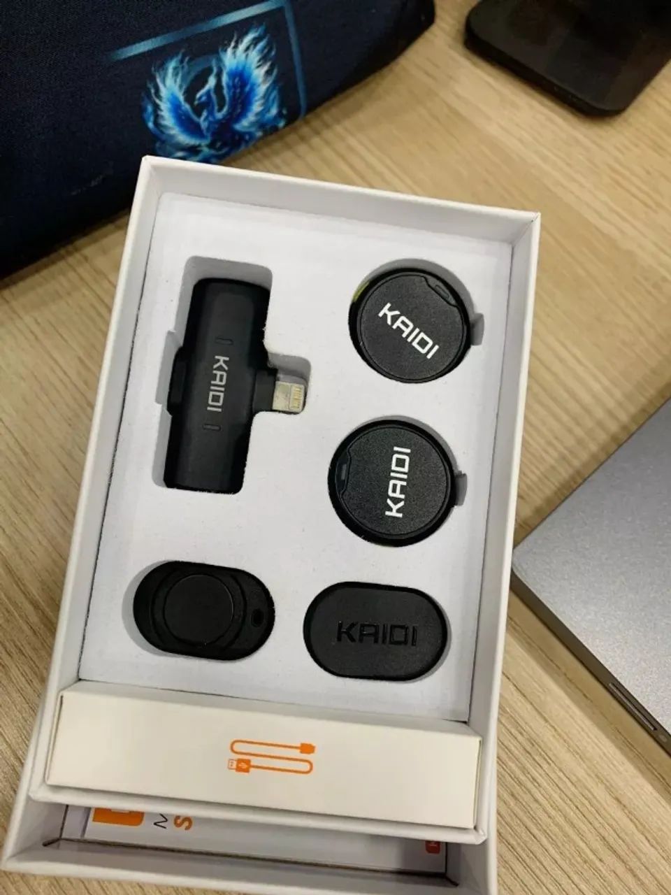 Microfone de Lapela Sem Fio Para Celular KAIDI KMF4-C - Tipo-C, e Alta Qualidade Bat - Foto 3
