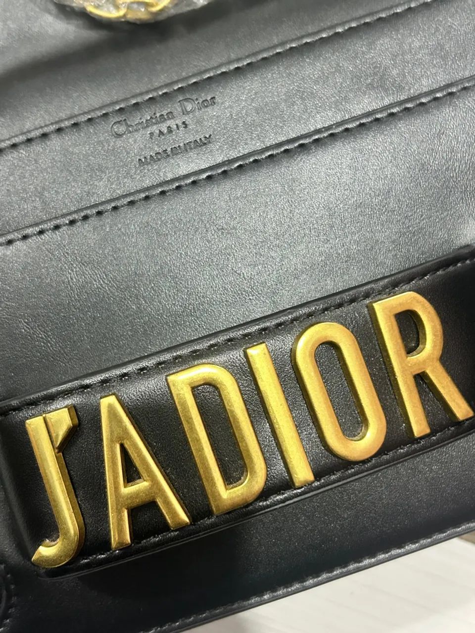Bolsa J'Adior de Couro - Elegância e Sofisticação - Foto 4