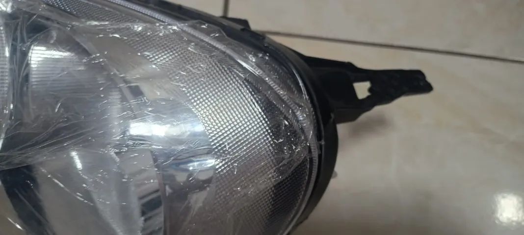 Farol nissan march 2014 - Foto 2