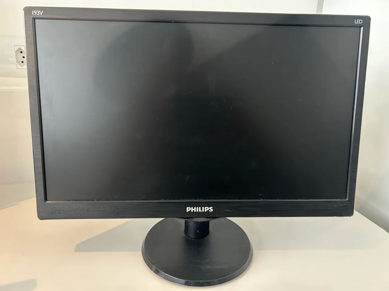 Monitor Philips 193V5LHSB2/57