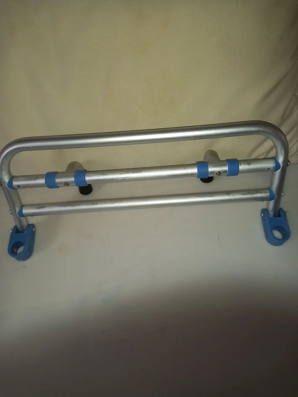 Suporte dos pés da cadeira dellamed D60 - Foto 3