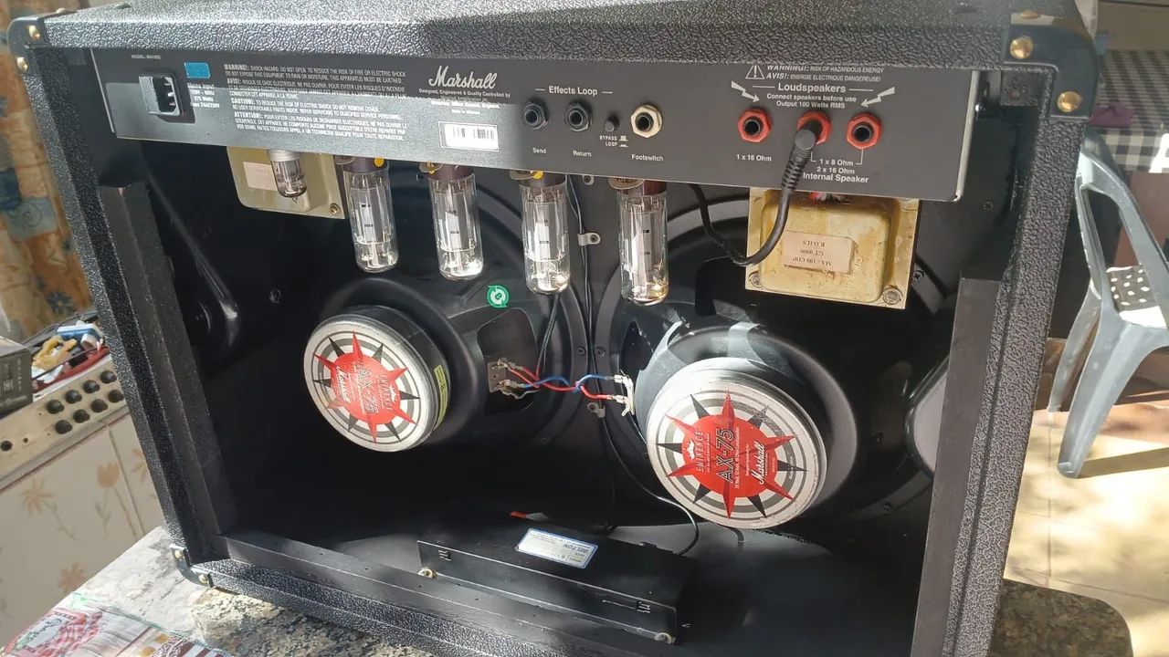 Amplificador Marshall valvulado 