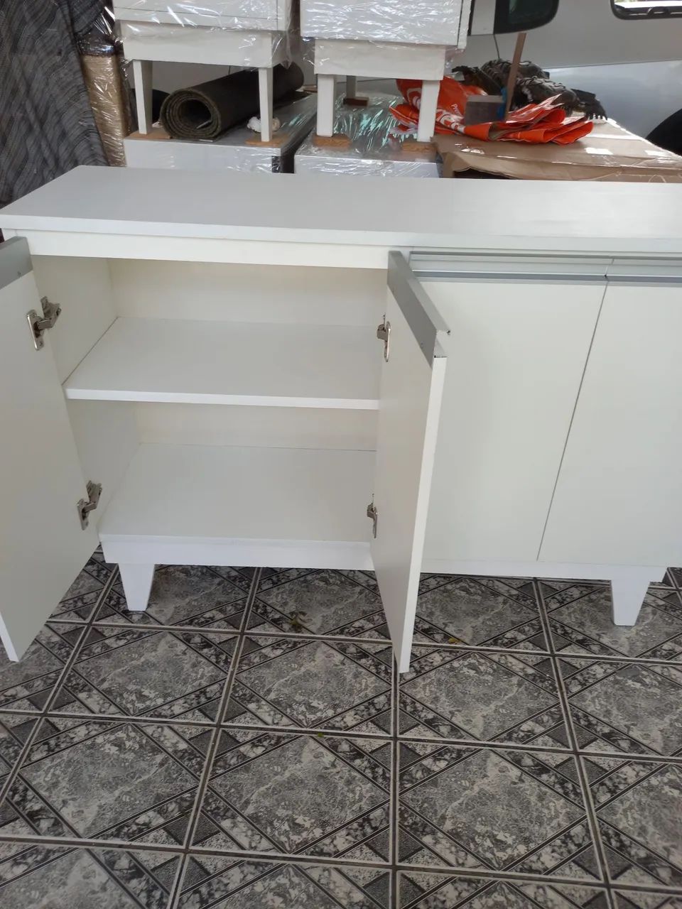 Armário branco com design moderno - Foto 4