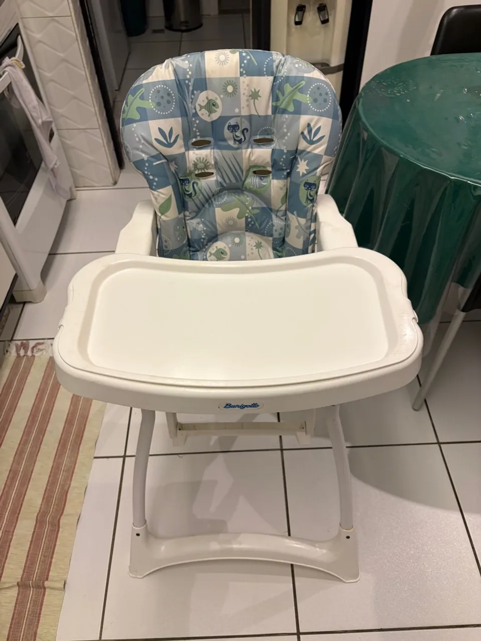 Cadeira de bebê alimentação