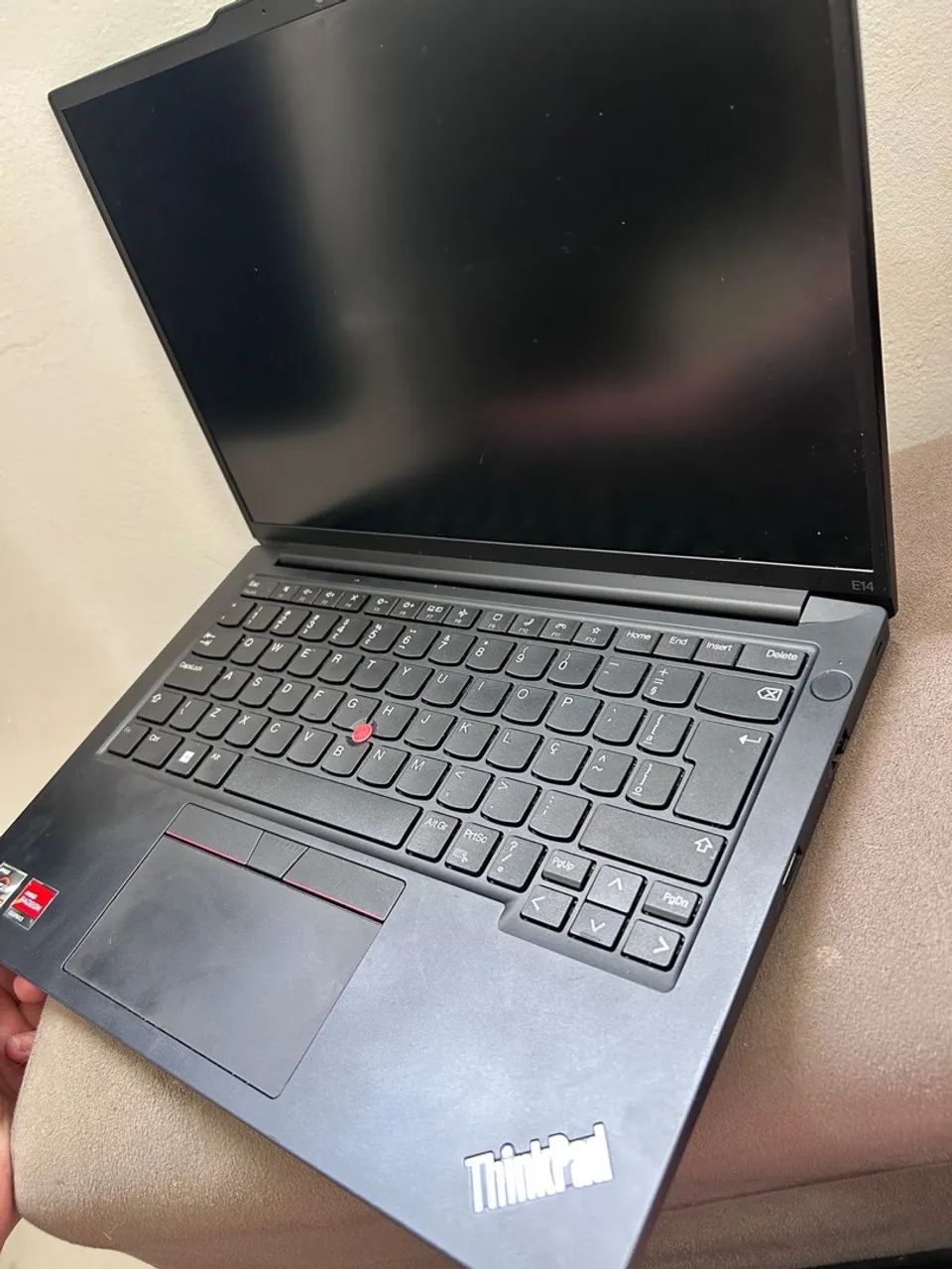 Thinkpad E14 AMD Ryzen 5 7430U 16GB 240GB SSD - Foto 2
