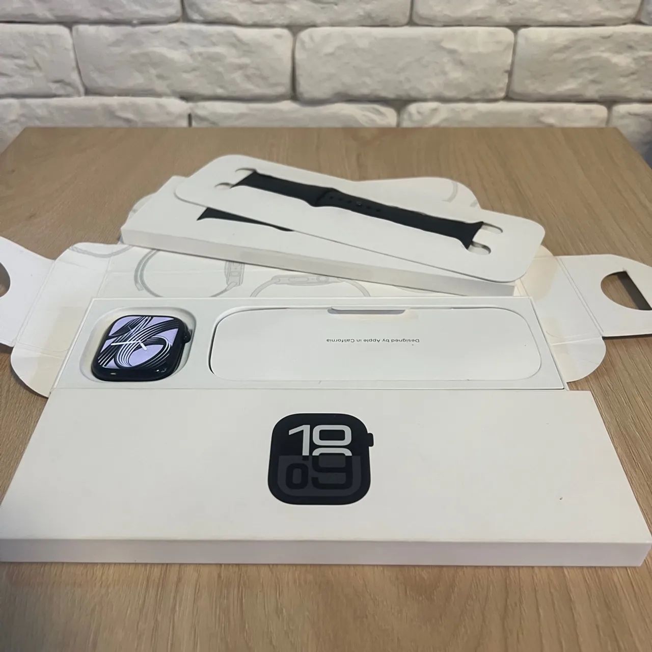 Apple Watch Series 10 46mm, Black, garantia Apple. - Foto 2