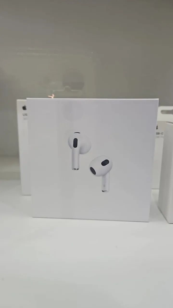 AirPods 4 geração com cancelamento de ruido ( lacrado)